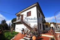 Visualizza le foto dell'immobile