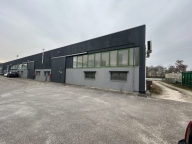 Visualizza le foto dell'immobile