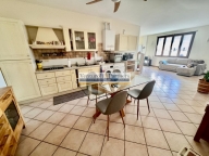 Vai alla scheda immobile Vai alla scheda immobile