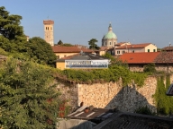 Visualizza le foto dell'immobile