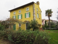 Visualizza le foto dell'immobile