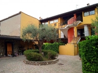 Visualizza le foto dell'immobile