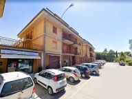 Visualizza le foto dell'immobile