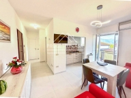 Vai alla scheda immobile Vai alla scheda immobile