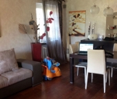 Visualizza le foto dell'immobile
