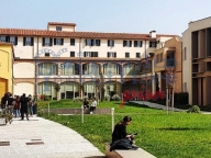 Visualizza le foto dell'immobile