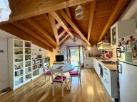 Visualizza le foto dell'immobile