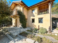 Visualizza le foto dell'immobile