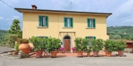 Visualizza le foto dell'immobile