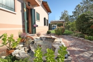 Visualizza le foto dell'immobile