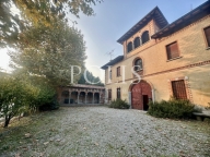Visualizza le foto dell'immobile
