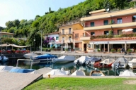 Visualizza le foto dell'immobile