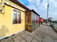 Visualizza le foto dell'immobile