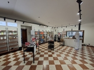 Visualizza le foto dell'immobile