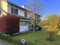 Visualizza le foto dell'immobile Visualizza le foto dell'immobile