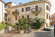 Visualizza le foto dell'immobile