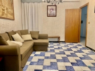 Visualizza le foto dell'immobile