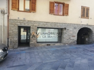 Visualizza le foto dell'immobile
