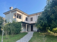 casa indipendente in vendita a Borgo Virgilio in zona Virgilio