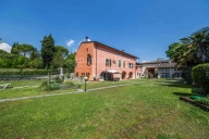 Visualizza le foto dell'immobile