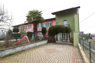 Visualizza le foto dell'immobile