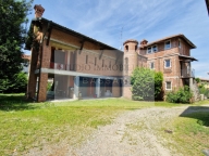 Visualizza le foto dell'immobile