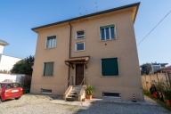 Vai alla scheda immobile Vai alla scheda immobile