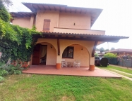 Visualizza le foto dell'immobile