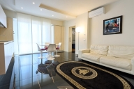 Visualizza le foto dell'immobile