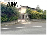 Visualizza le foto dell'immobile