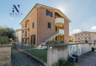 Visualizza le foto dell'immobile