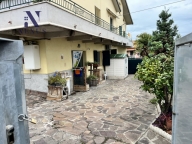 Vai alla scheda immobile Vai alla scheda immobile