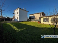 Visualizza le foto dell'immobile