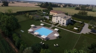 Visualizza le foto dell'immobile