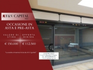 Visualizza le foto dell'immobile