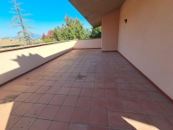 Visualizza le foto dell'immobile Visualizza le foto dell'immobile