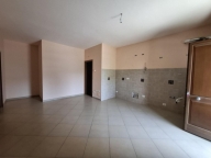 Vai alla scheda immobile Vai alla scheda immobile