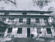 Visualizza le foto dell'immobile