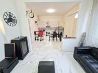 Visualizza le foto dell'immobile