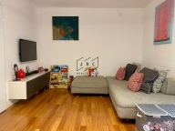 Visualizza le foto dell'immobile