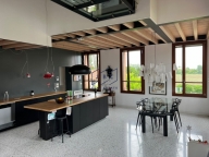 Visualizza le foto dell'immobile