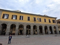 Visualizza le foto dell'immobile