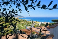 Visualizza le foto dell'immobile