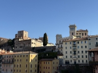 Visualizza le foto dell'immobile
