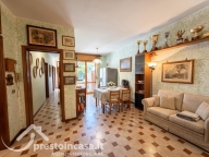 Visualizza le foto dell'immobile