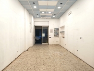 Visualizza le foto dell'immobile