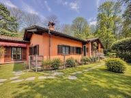 Visualizza le foto dell'immobile